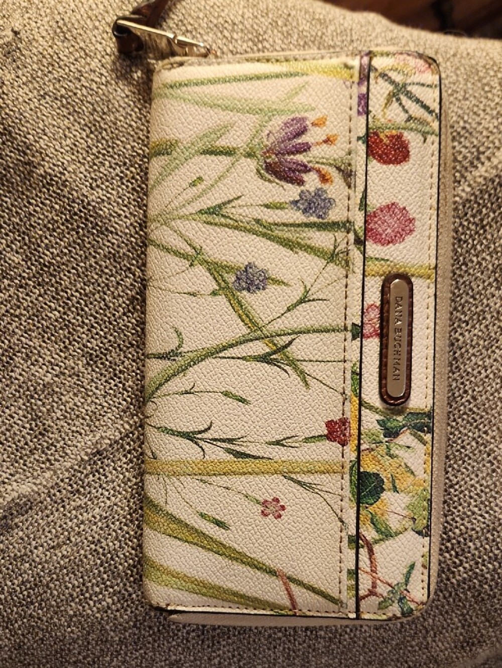 Vintage Dana Buchman White Floral Botanical Print Wallet